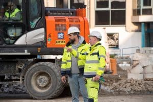 Werfleider wegenwerken stuurt team en coördineert werf — Intra Engineering